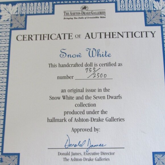 Snow White Porcelain Doll - Picture 3 of 10